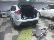 Lada X Ray - установка фаркопа.