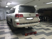 Тойота Ленд Крузер 200 - установка фаркопа.